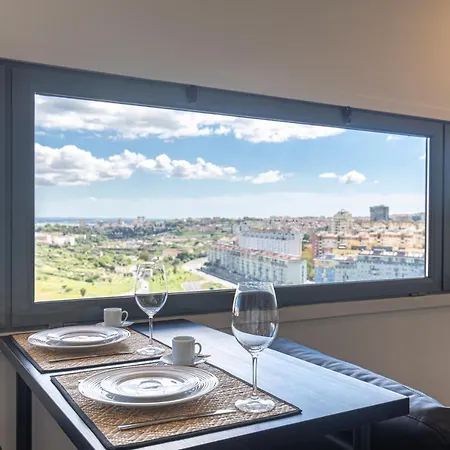 Lovelystay - Trendy 1bdr W/ River View