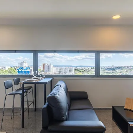 Lovelystay - Trendy 1bdr W/ River View