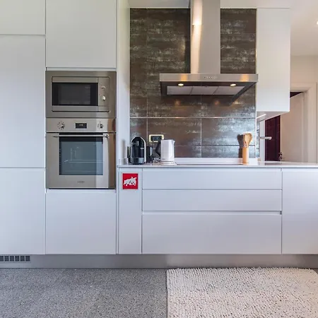 Apartment Lovelystay - Trendy 1bdr W/ River View *