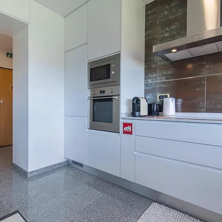 Lovelystay - Trendy 1bdr W/ River View *