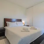 Lovelystay - Trendy 1bdr W/ River View