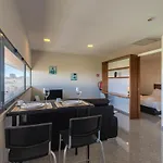 Lovelystay - Trendy 1bdr W/ River View